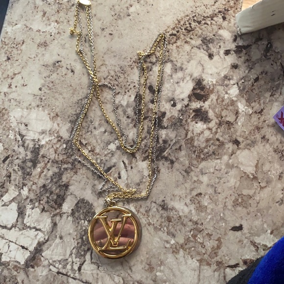 Louis Vuitton NECKLACE - Picture 1 of 3